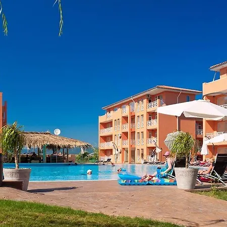Апартамент 1 Bed Apt With Views,sunny Day 6 Tŭnkovo